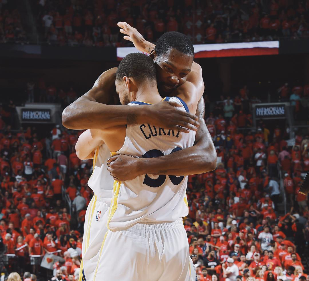 包含焦点大战：美洲杯上演巅峰碰撞的词条