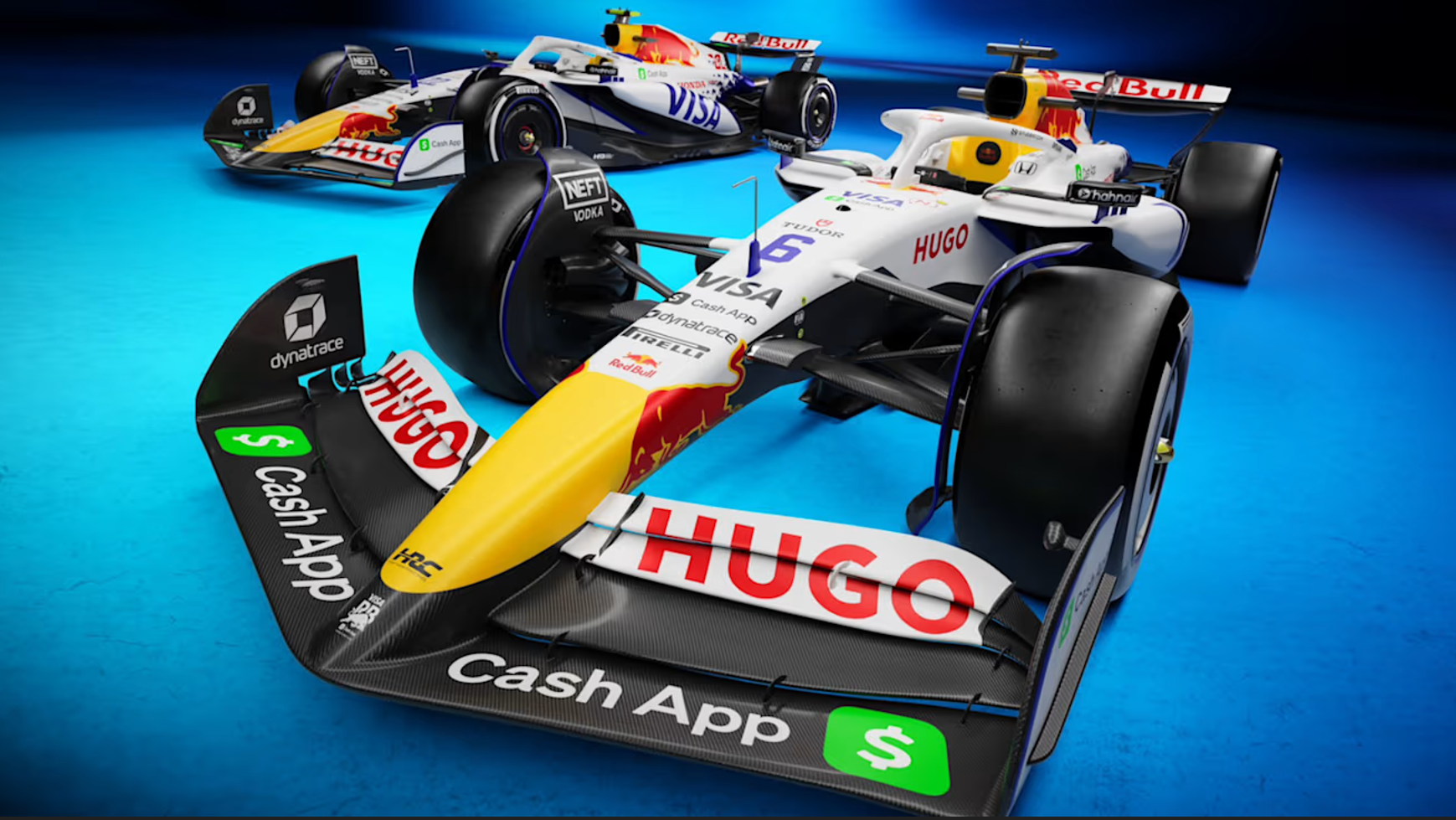 阿斯顿马丁轻取索伯车队，拉塞尔关键制胜