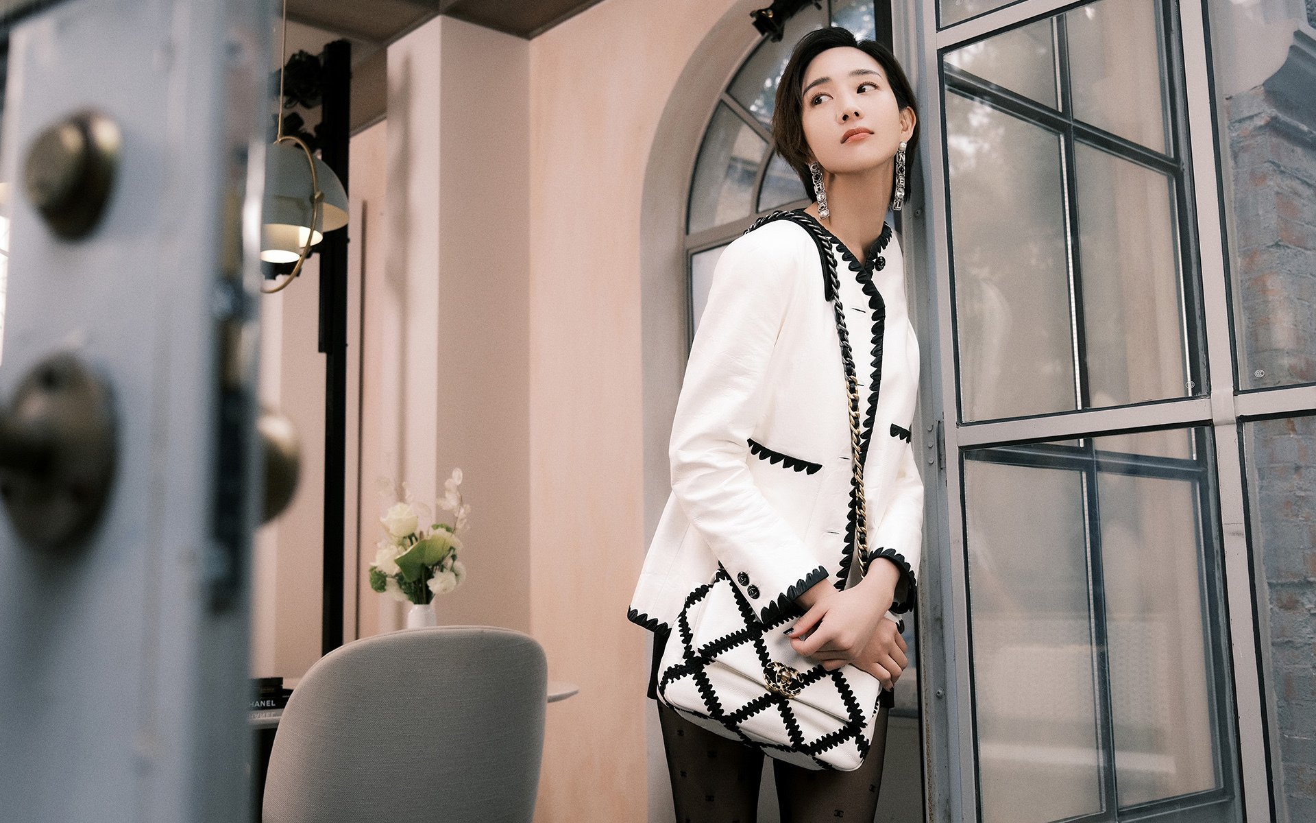 赛道与绿茵的唯一性交响，F1街道赛焦点战与牙买加加时奇迹