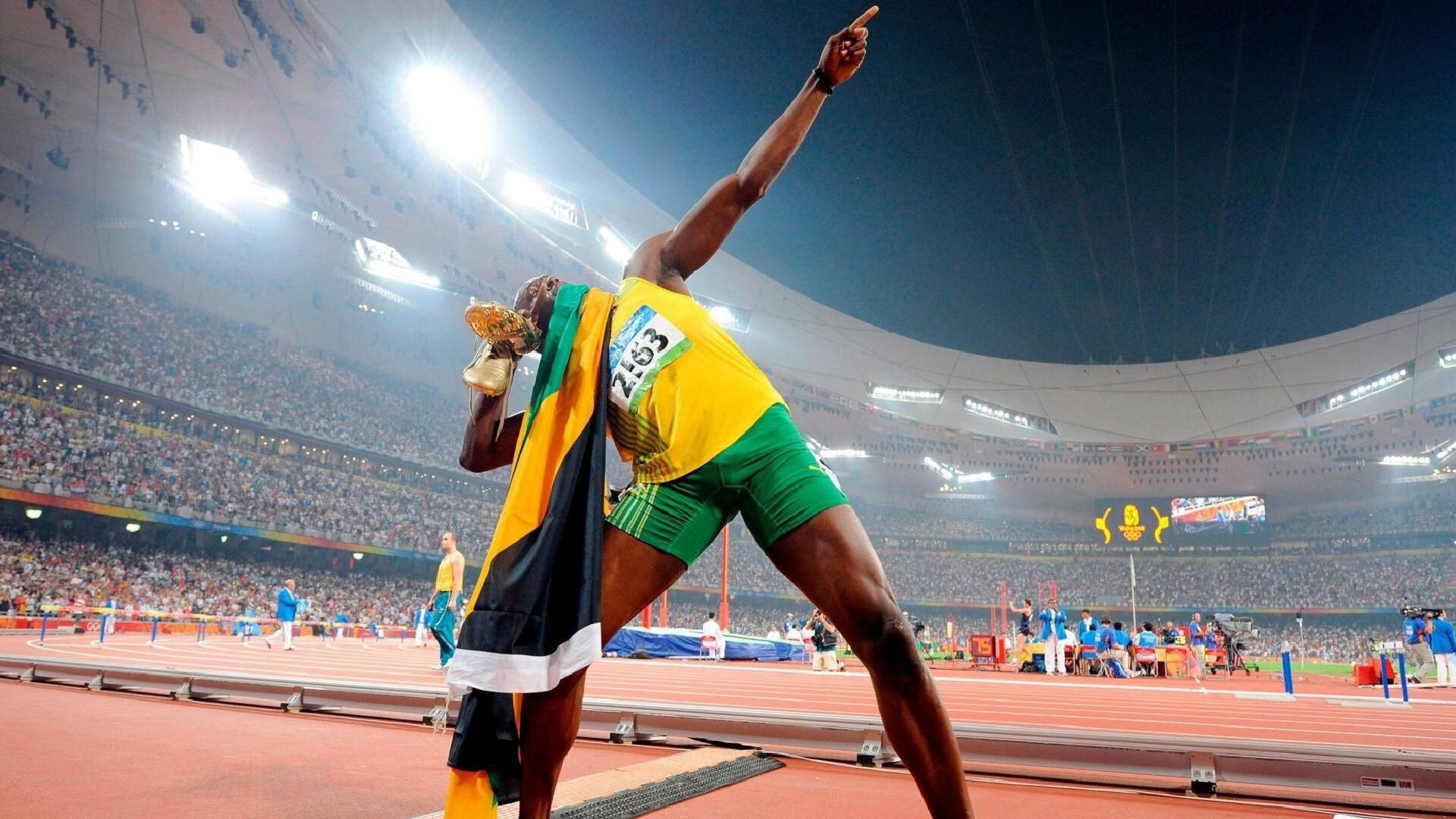 最后一击与最后一秒,跨越时空的统治力在篮球世界同时上演