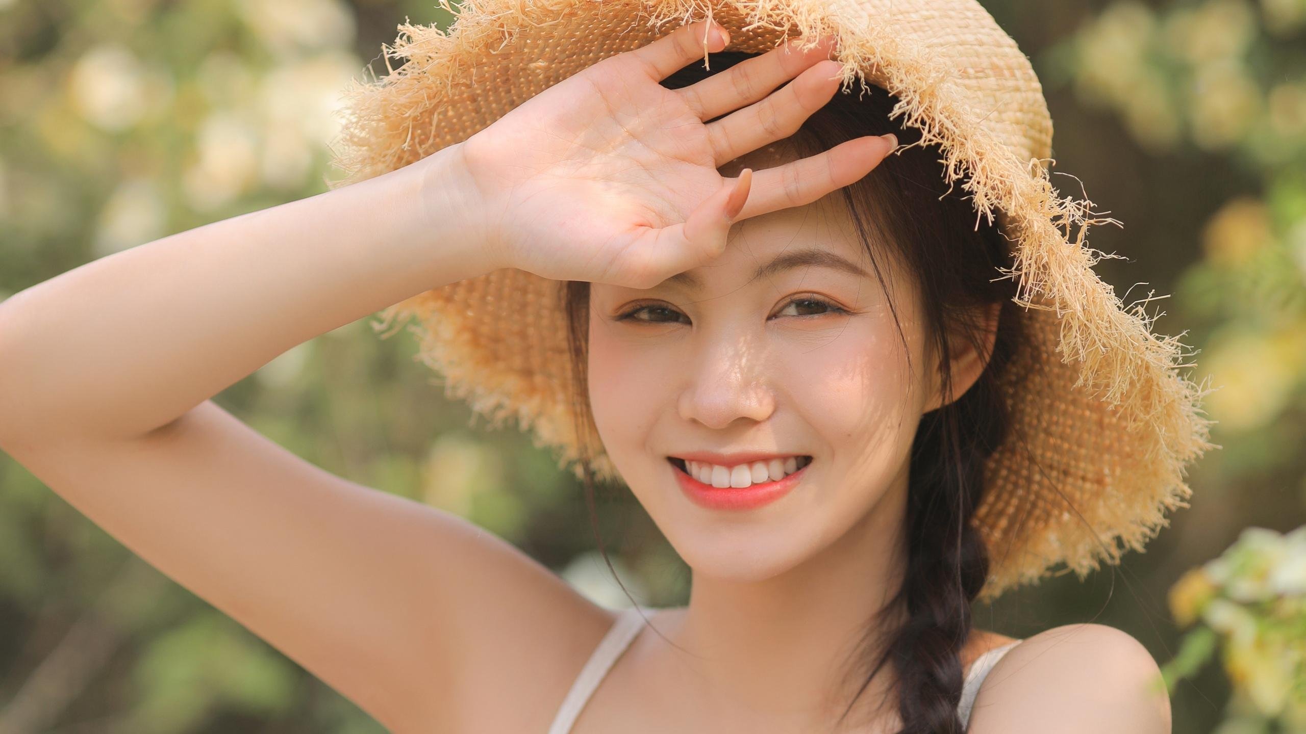 以一敌众！奥斯梅恩终场惊世倒钩，书写南非对阵西班牙的永恒孤胆传奇